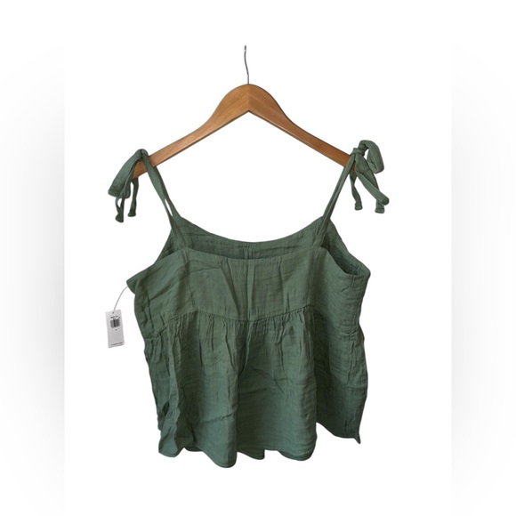 Old Navy || Tie-Strap Waist Defined Swing Cami - Picture 2 of 2